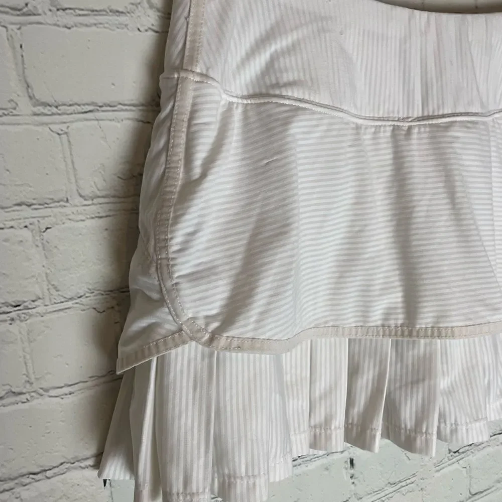 Athleta Womens Skort Ivory Striped Mini Pocket Pleated Stretch Activewear XS